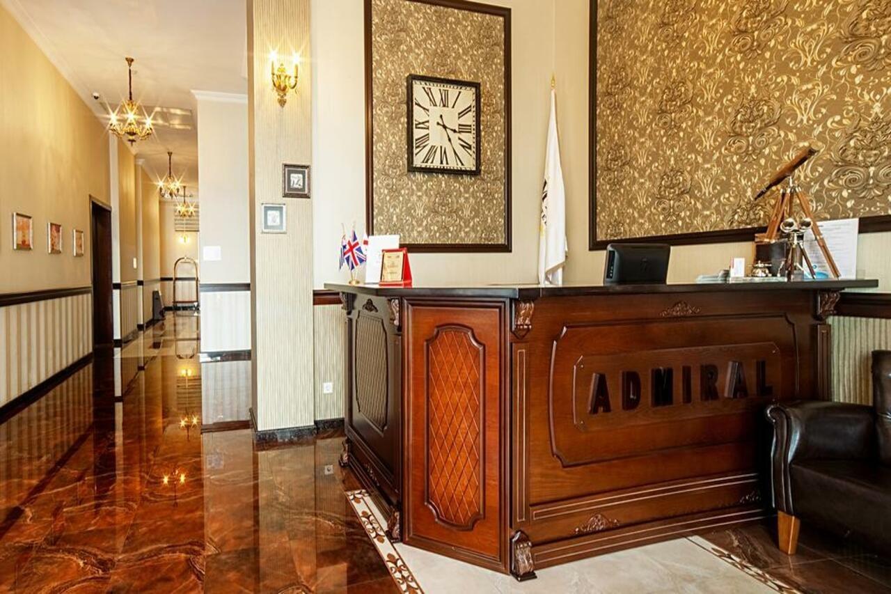 The Admiral Hotel Batoemi Buitenkant foto